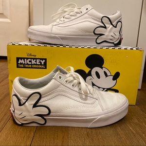 Vans Old Skool x Mickey Mouse